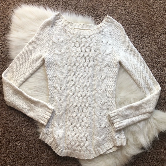 H&M Sweaters - Cable Knit Sweater